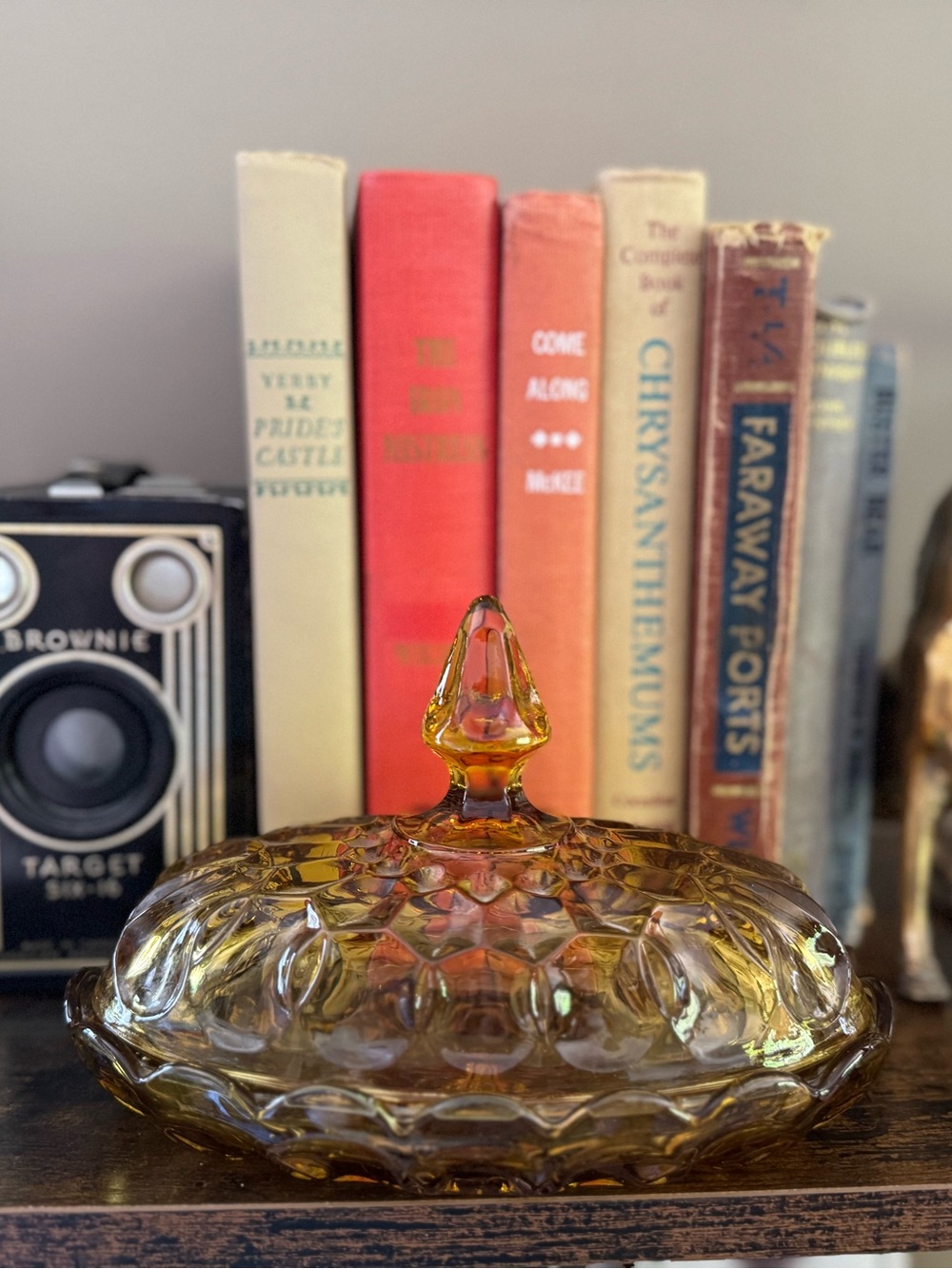 ✨Vintage Art Deco Amber Glass Butter Dish - Anchor Hocking Fire King✨